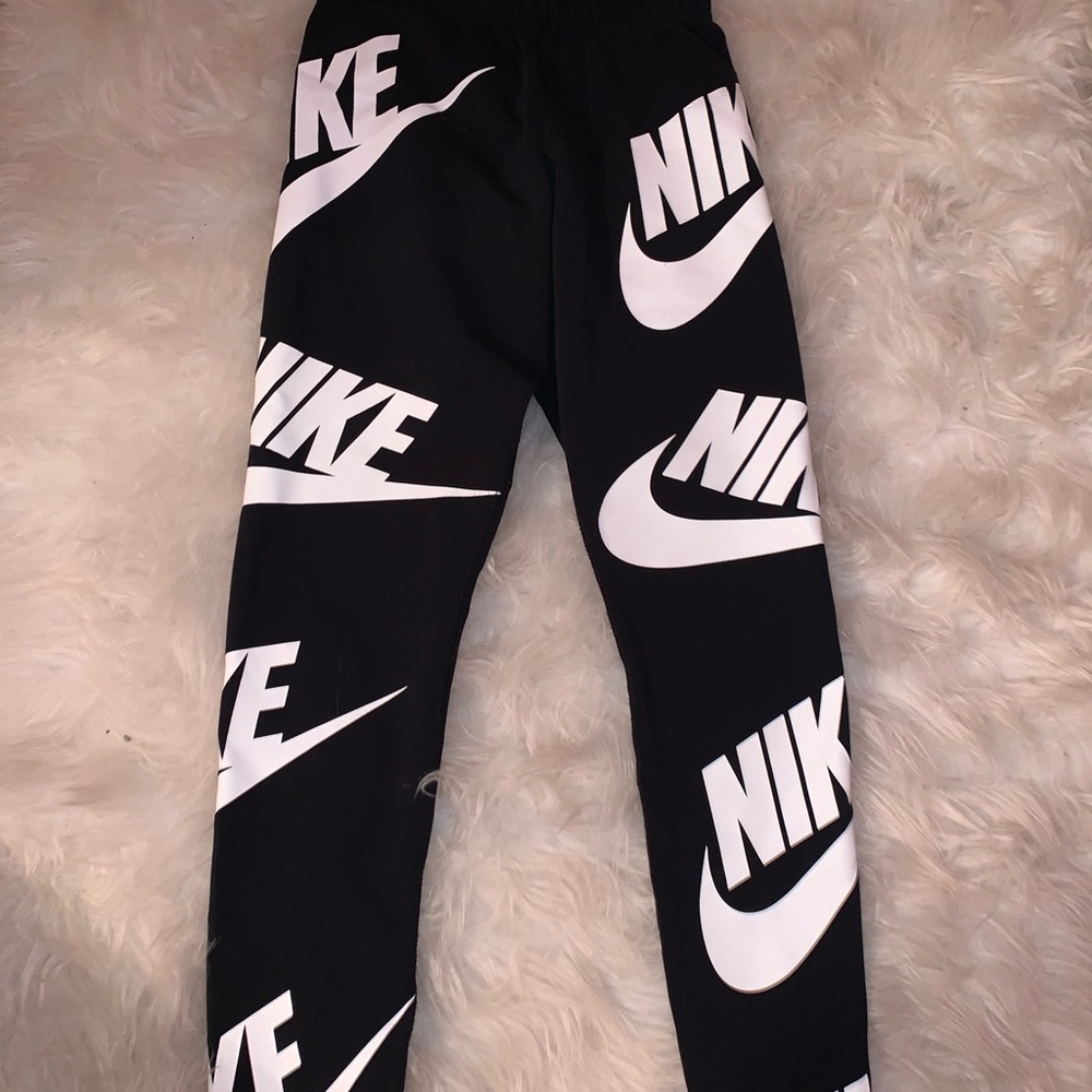 Nike athletic leggings!